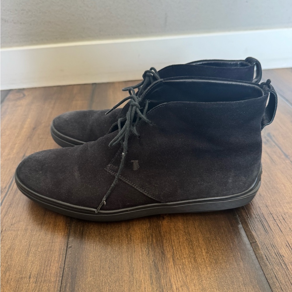 Tods Black Suede Shoes